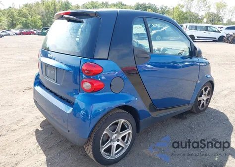 2008 Smart Fortwo Passion/Pure из США, поврежденный, VIN WMEEJ31XX8K154278
